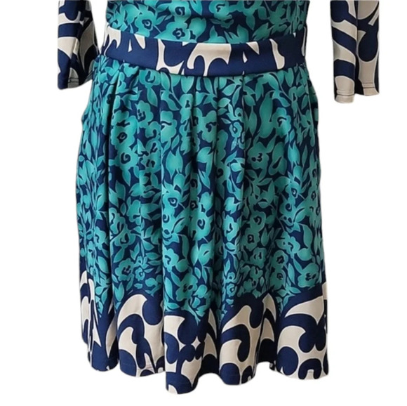 Reborn Dress - Picture 3 of 5